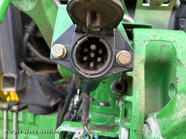 image for item EU2034 2013 John Deere 5101E MFWD tractor