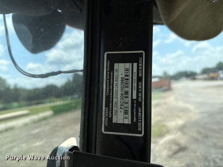 image for item EU2034 2013 John Deere 5101E MFWD tractor