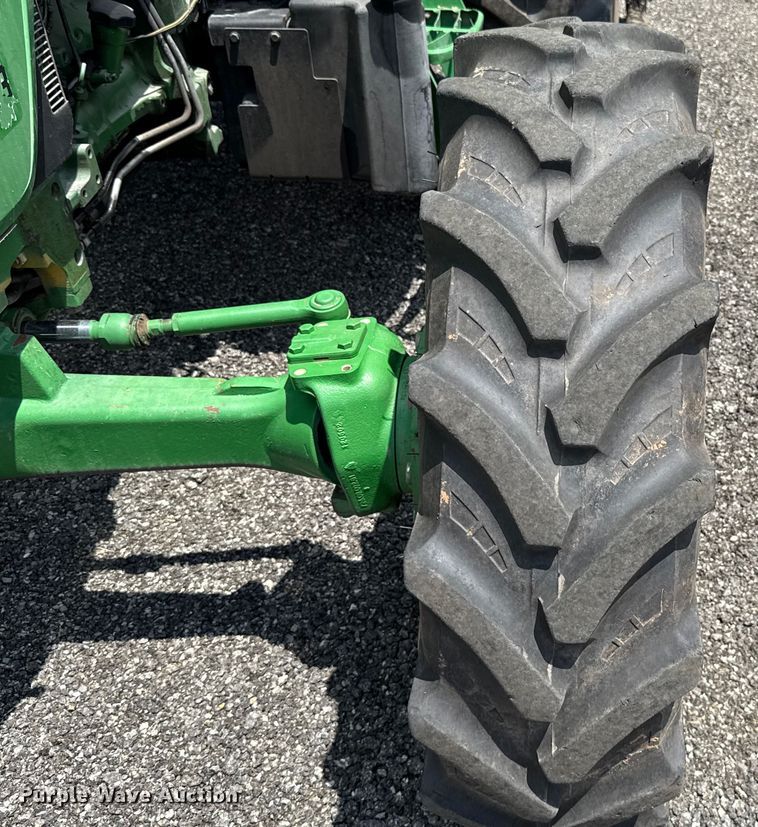 image for item EU2034 2013 John Deere 5101E MFWD tractor