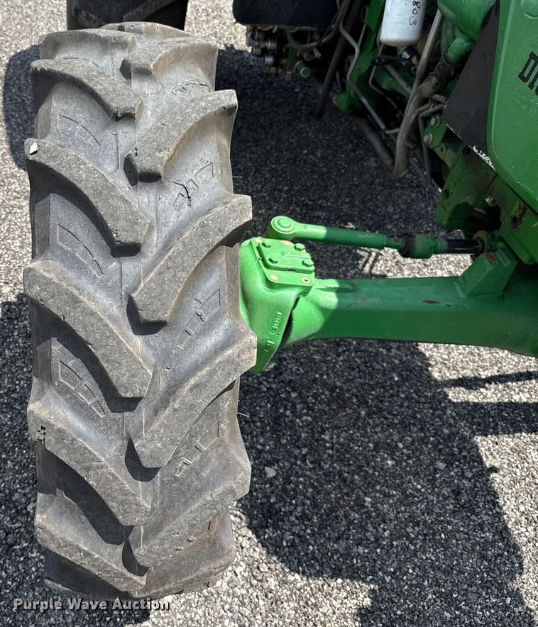 image for item EU2034 2013 John Deere 5101E MFWD tractor