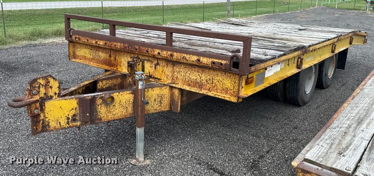 image for item EU2035 1983 Wisconsin 1900-18 equipment trailer
