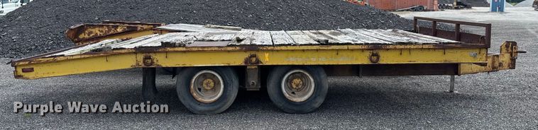 image for item EU2035 1983 Wisconsin 1900-18 equipment trailer