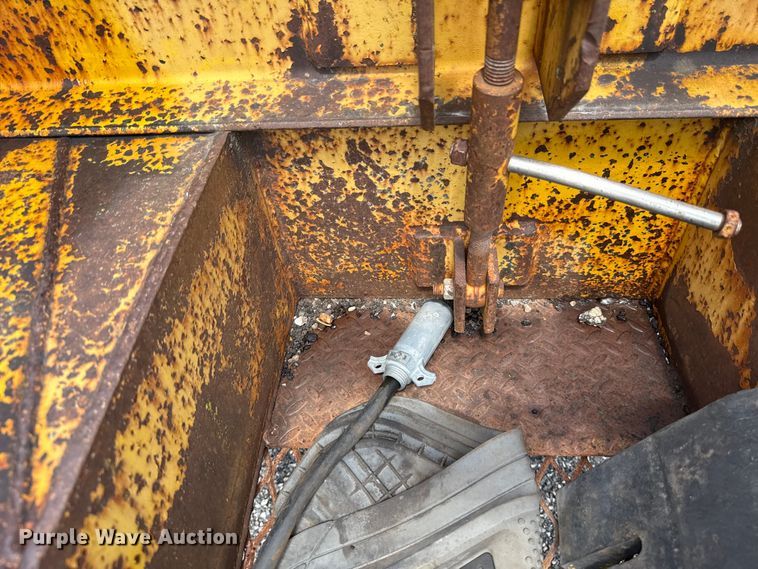 image for item EU2035 1983 Wisconsin 1900-18 equipment trailer