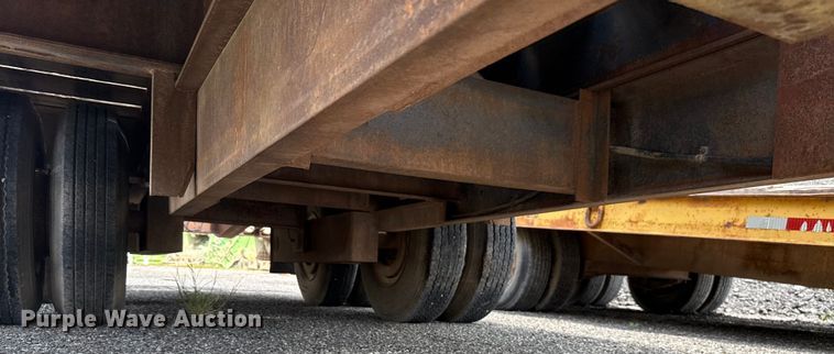 image for item EU2035 1983 Wisconsin 1900-18 equipment trailer