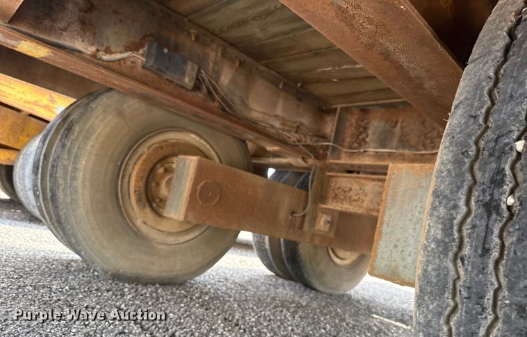 image for item EU2035 1983 Wisconsin 1900-18 equipment trailer