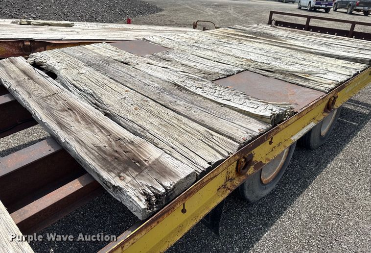 image for item EU2035 1983 Wisconsin 1900-18 equipment trailer