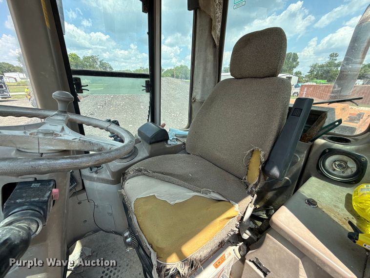 image for item EU2037 1997 Fiat-Hitachi FR130.2 wheel loader