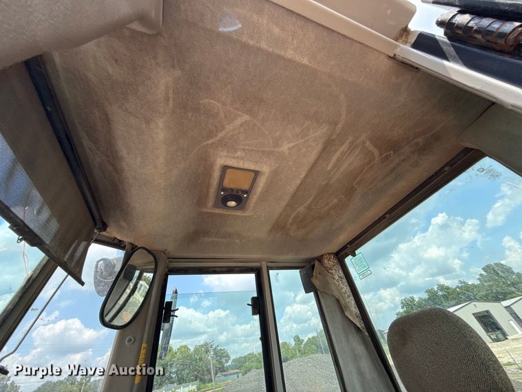 image for item EU2037 1997 Fiat-Hitachi FR130.2 wheel loader