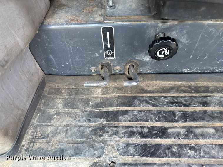 image for item EU2038 2012 Kubota M108S MFWD tractor