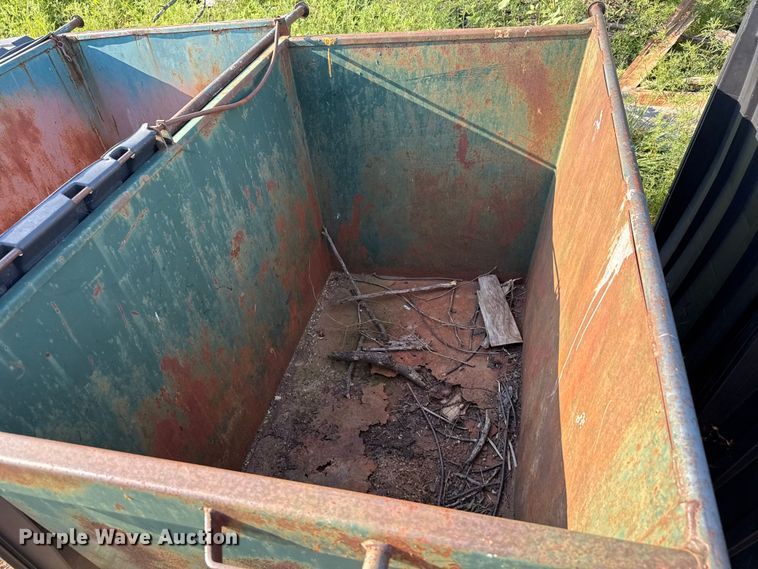 image for item EU2040 (24) dumpsters