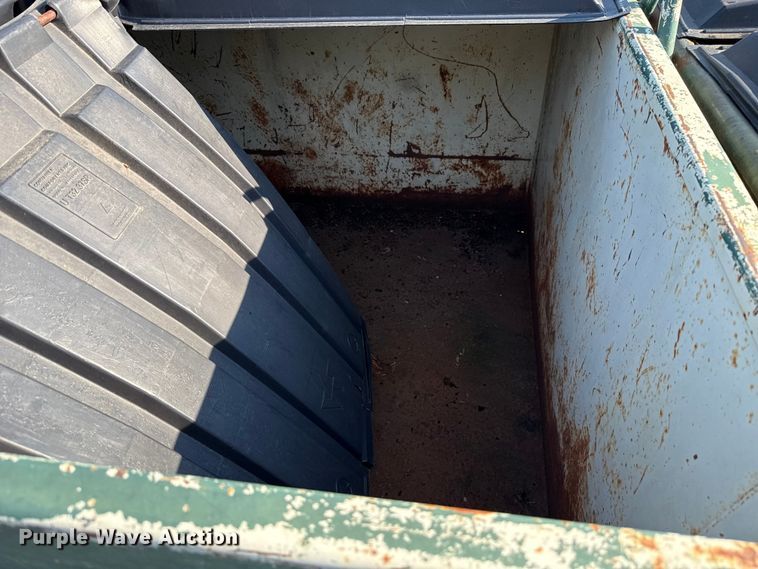 image for item EU2040 (24) dumpsters