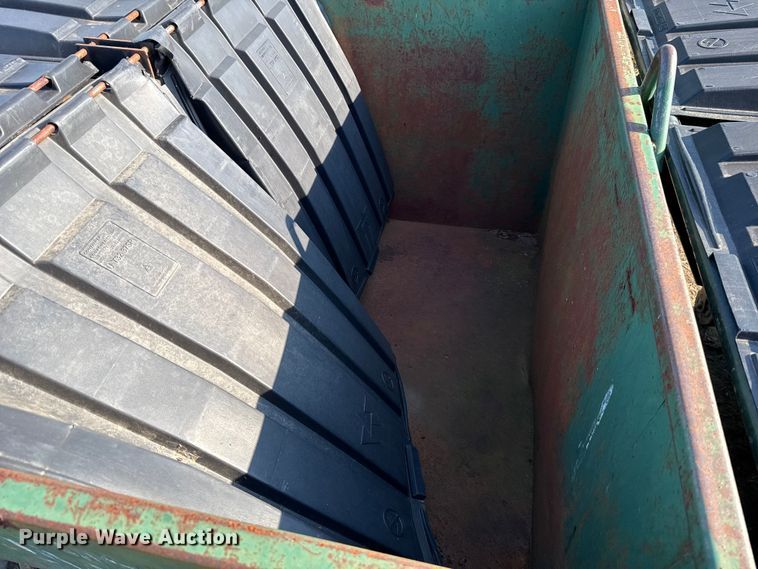 image for item EU2040 (24) dumpsters