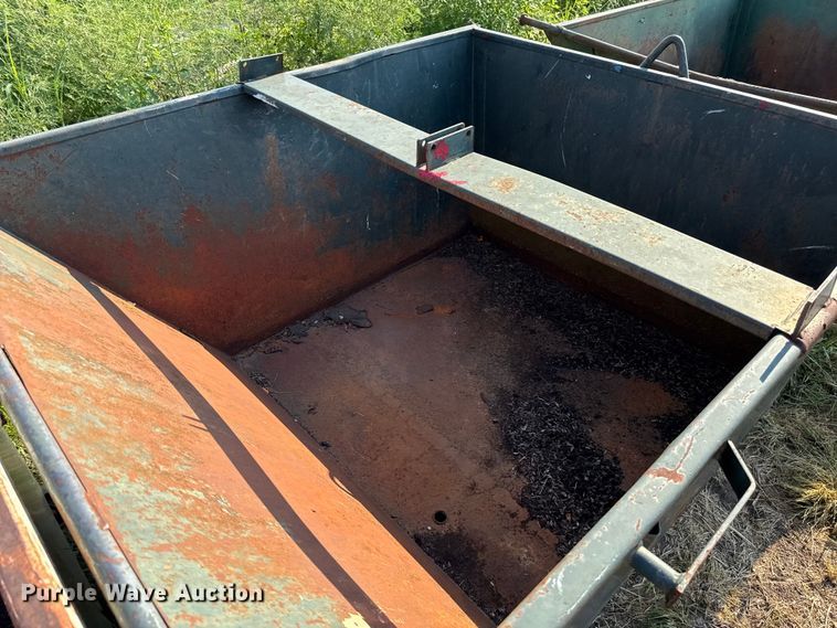 image for item EU2040 (24) dumpsters