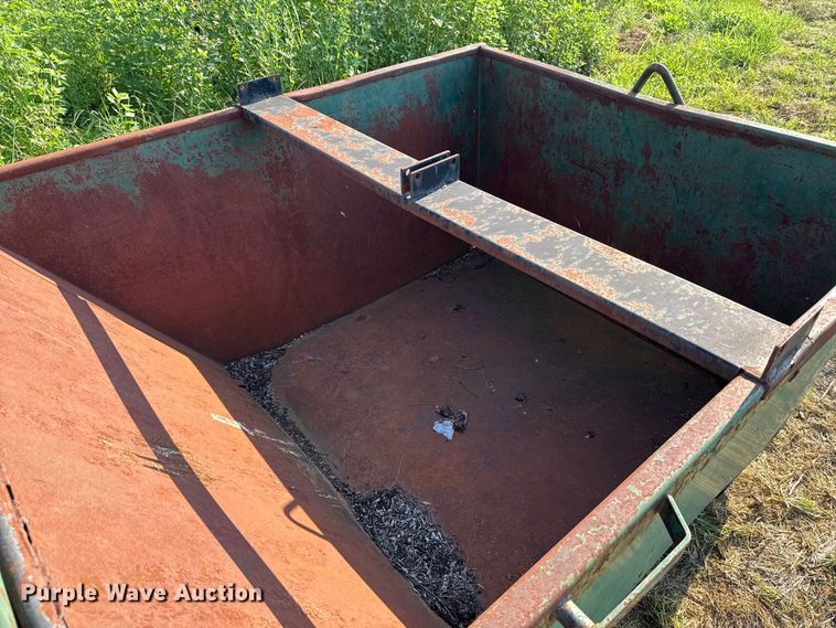 image for item EU2040 (24) dumpsters