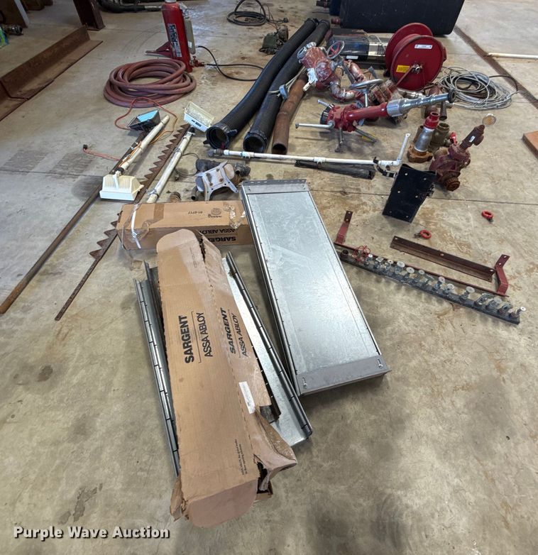 image for item EU2049 Emergency vehicle equipment