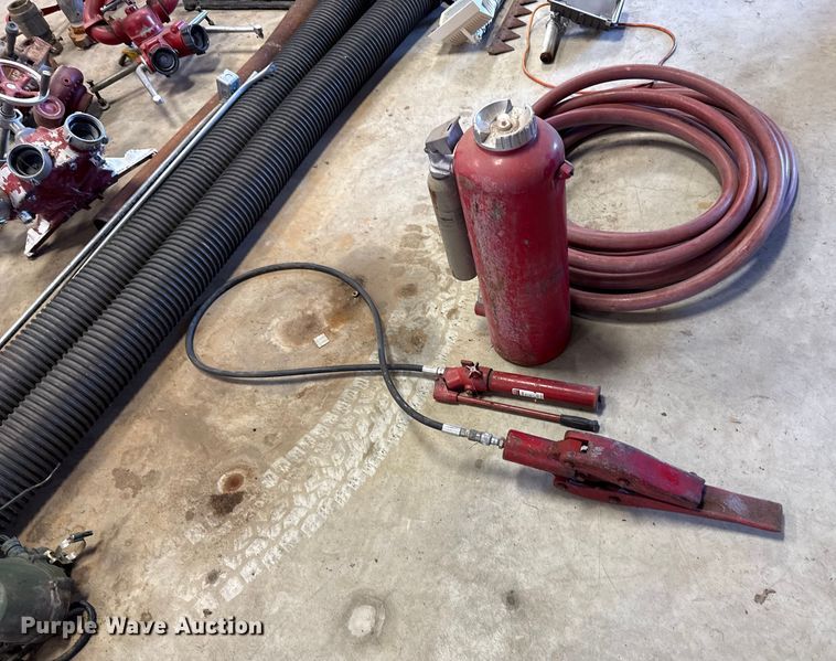 image for item EU2049 Emergency vehicle equipment