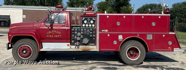 image for item EU2053 1985 Ford F827 pumper fire truck