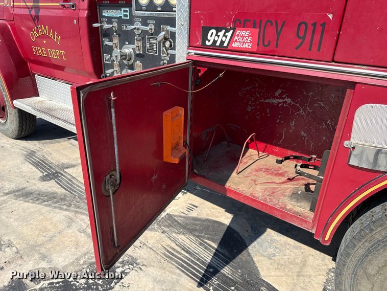 image for item EU2053 1985 Ford F827 pumper fire truck