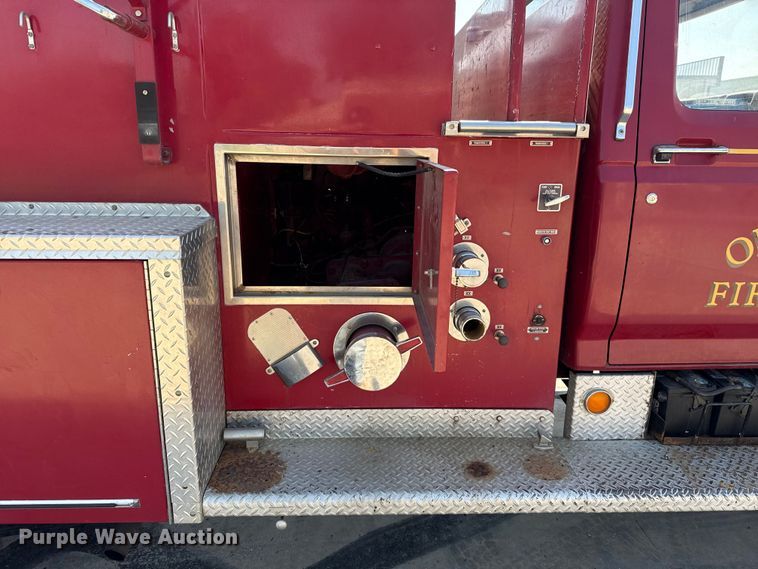 image for item EU2053 1985 Ford F827 pumper fire truck