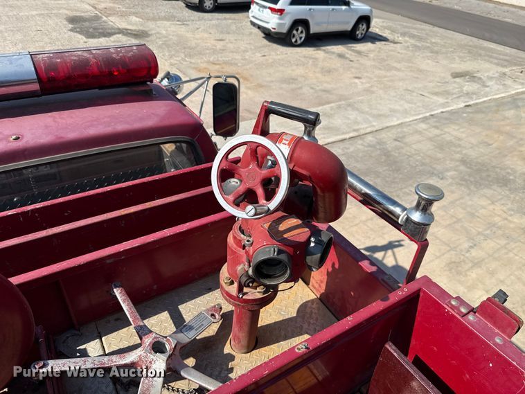 image for item EU2053 1985 Ford F827 pumper fire truck