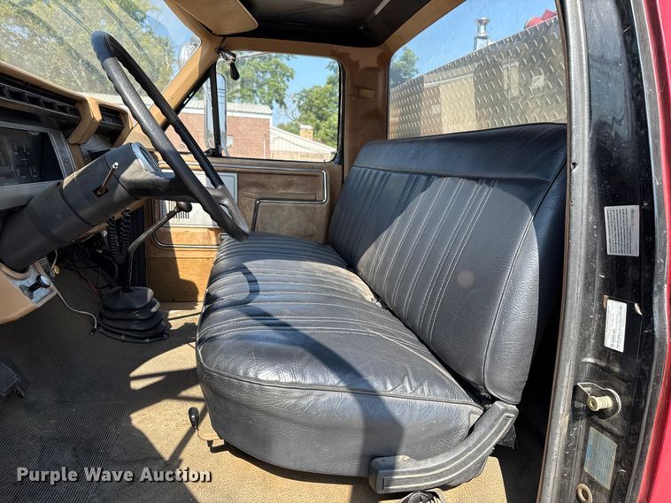 image for item EU2053 1985 Ford F827 pumper fire truck