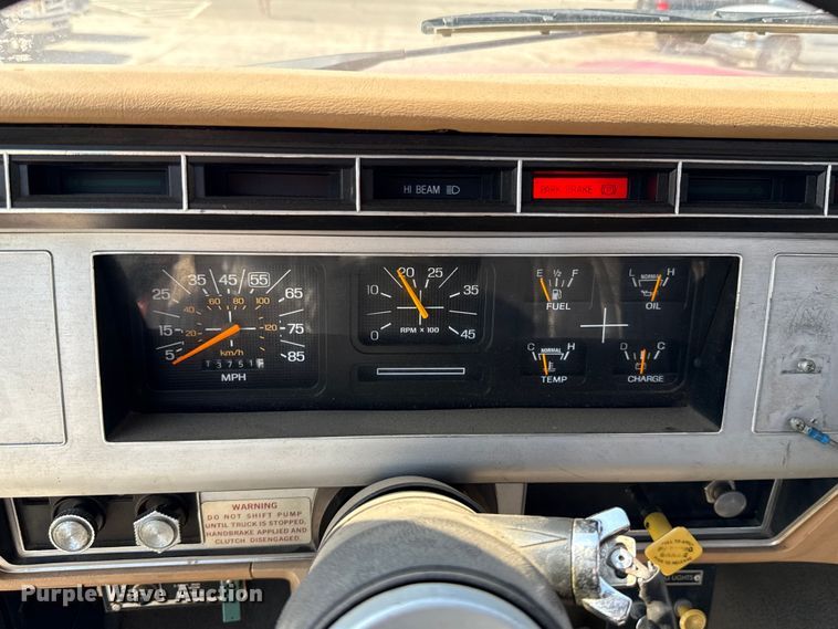 image for item EU2053 1985 Ford F827 pumper fire truck