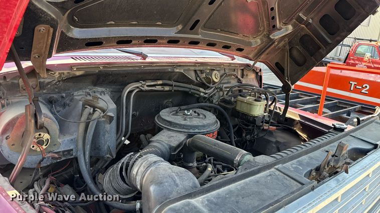 image for item EU2053 1985 Ford F827 pumper fire truck