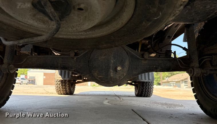 image for item EU2054 1997 Mitsubishi mini truck