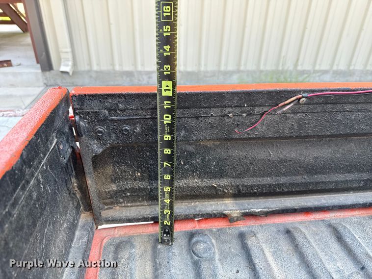 image for item EU2054 1997 Mitsubishi mini truck