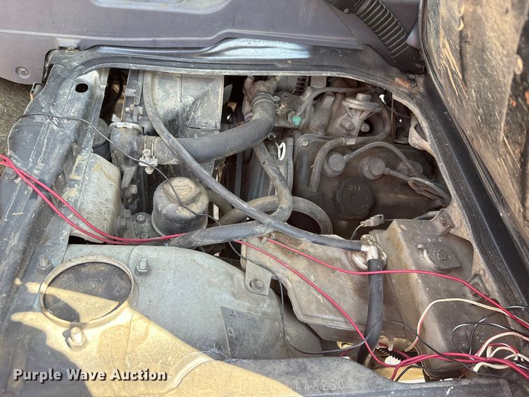 image for item EU2054 1997 Mitsubishi mini truck