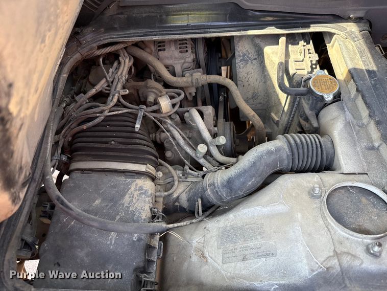 image for item EU2054 1997 Mitsubishi mini truck