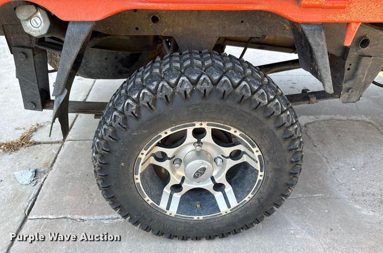 image for item EU2054 1997 Mitsubishi mini truck