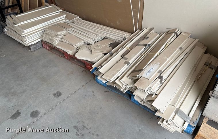 image for item EU2094 Shelves