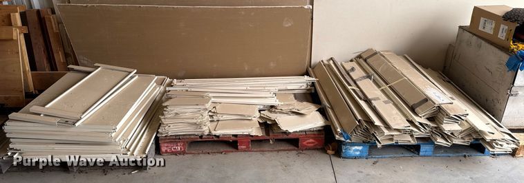 image for item EU2094 Shelves