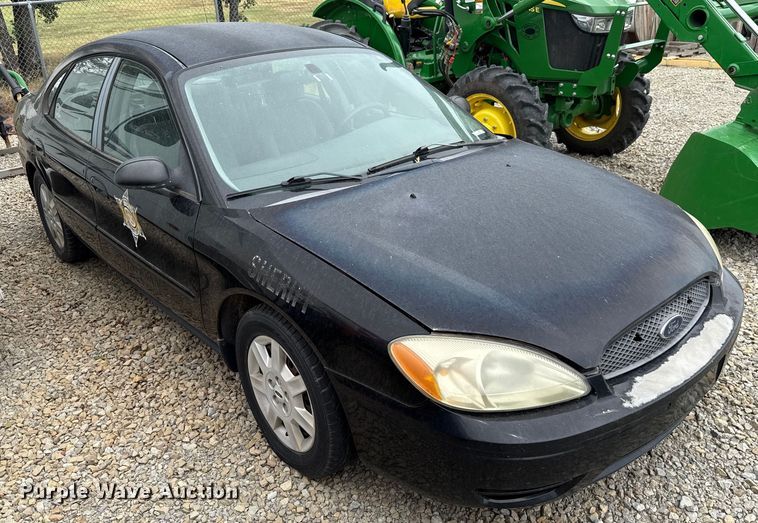 image for item EU2095 2006 Ford Taurus SE 