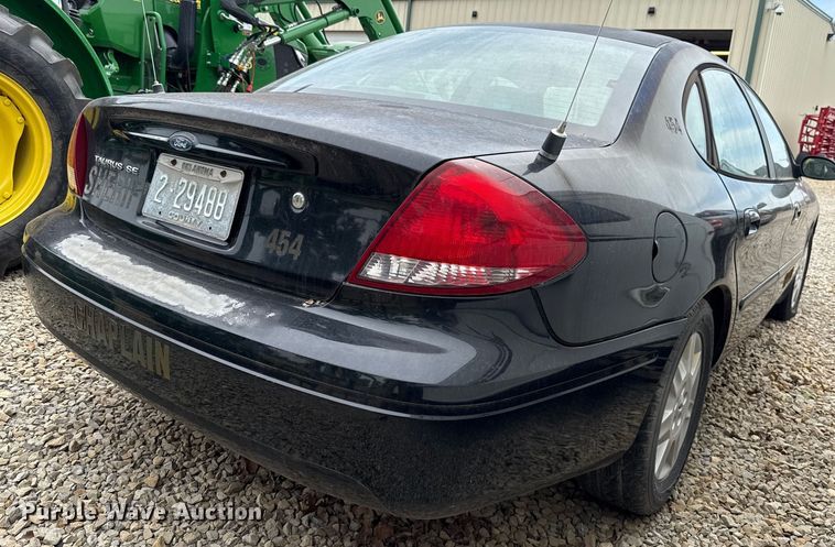 image for item EU2095 2006 Ford Taurus SE 