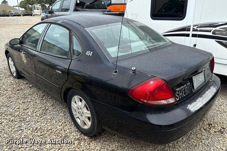image for item EU2095 2006 Ford Taurus SE 