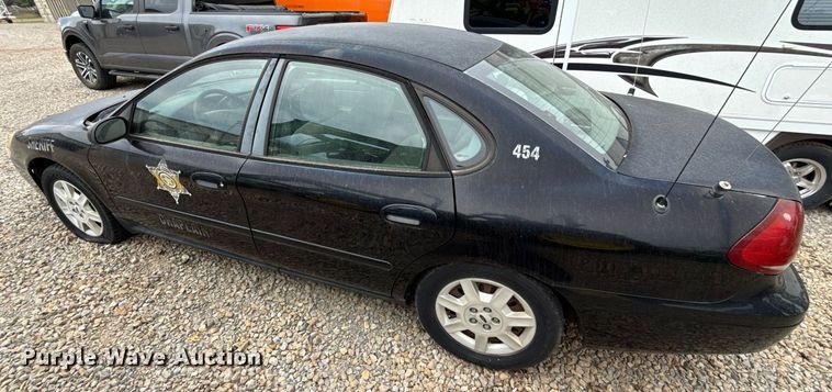 image for item EU2095 2006 Ford Taurus SE 