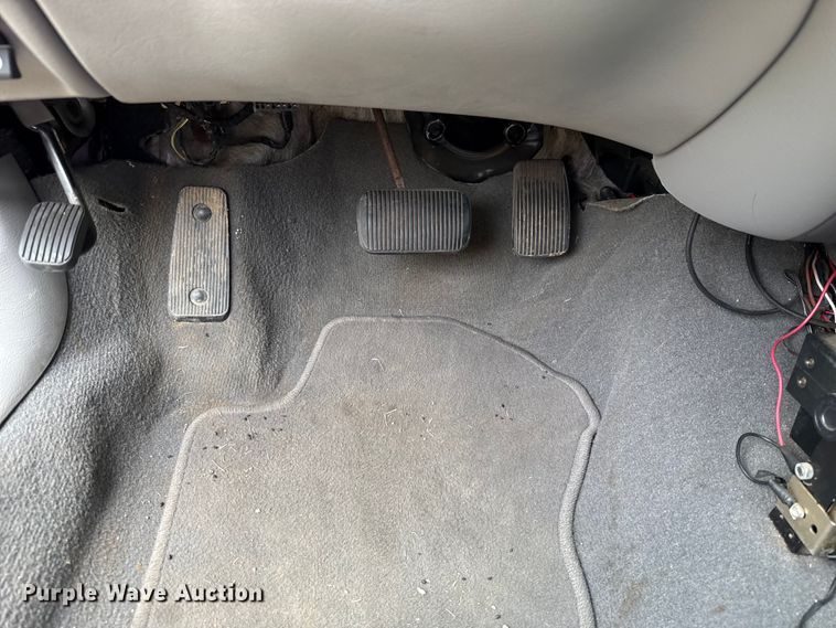 image for item EU2095 2006 Ford Taurus SE 