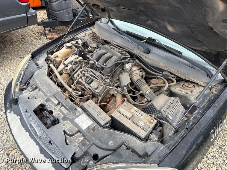 image for item EU2095 2006 Ford Taurus SE 