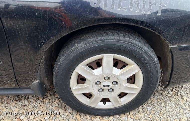 image for item EU2095 2006 Ford Taurus SE 