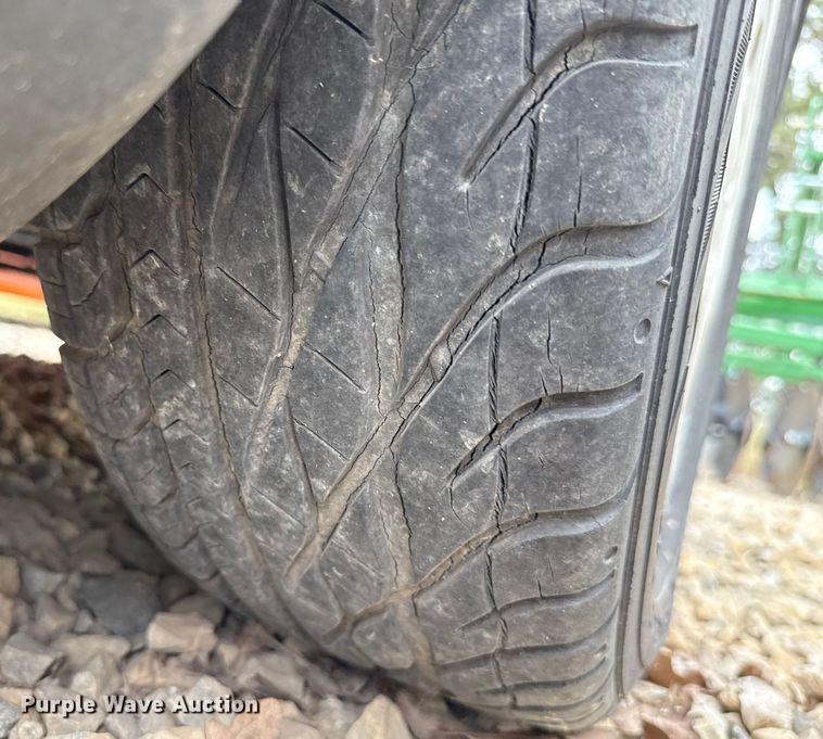 image for item EU2095 2006 Ford Taurus SE 