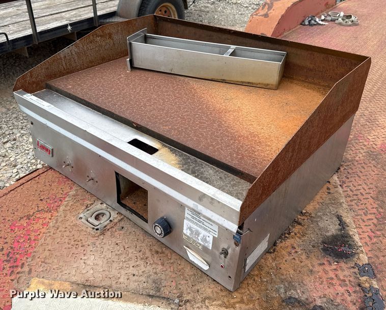 image for item EU2101 Sporting goods