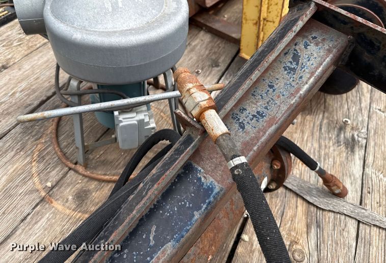 image for item EU2102 Skid steer attachments