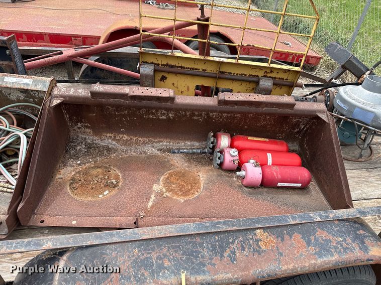 image for item EU2102 Skid steer attachments