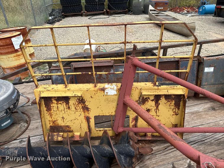 image for item EU2102 Skid steer attachments