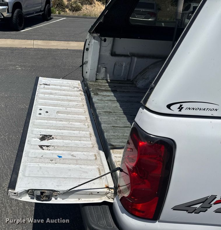 image for item FB9397 2007 Chevrolet Silverado 1500 Ext. Cab pickup truck