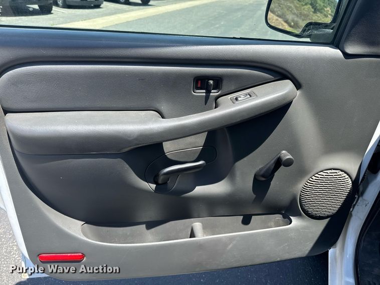 image for item FB9397 2007 Chevrolet Silverado 1500 Ext. Cab pickup truck