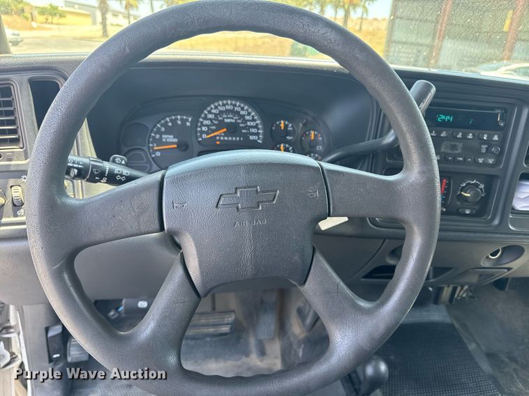 image for item FB9397 2007 Chevrolet Silverado 1500 Ext. Cab pickup truck