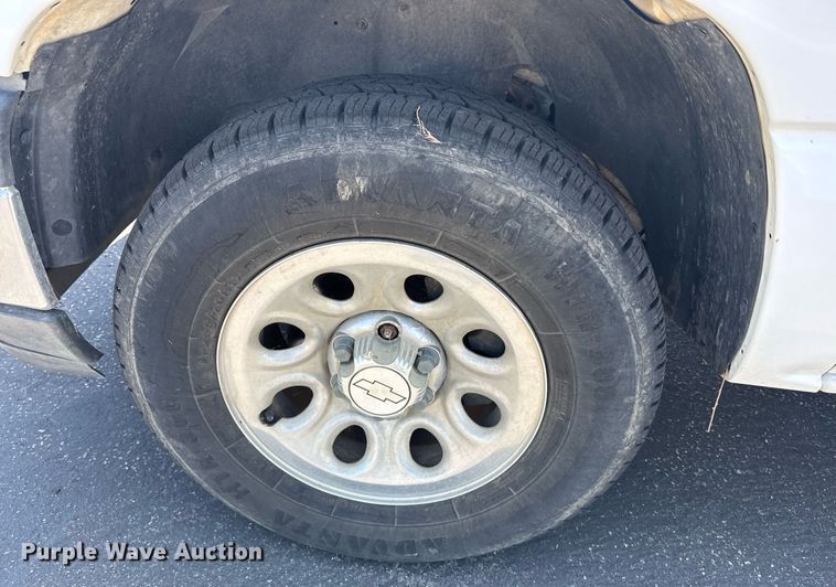 image for item FB9397 2007 Chevrolet Silverado 1500 Ext. Cab pickup truck